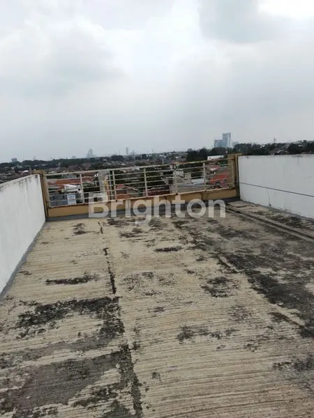 image RUKO 3 LANTAI + ROOFTOP LT 130 DI REMPOA (7)