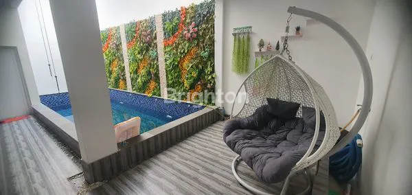 image RUMAH SUNTER AGUNG 3LT ADA KOLAM RENANG ROW 2 MOBIL UK 10X15 SHM HADAP TIMUR (5)