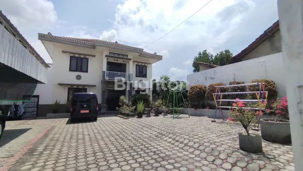 image HUNIAN NYAMAN & TERAWAT AREA KOMERSIAL JALAN RAYA DI SITUBONDO (4)