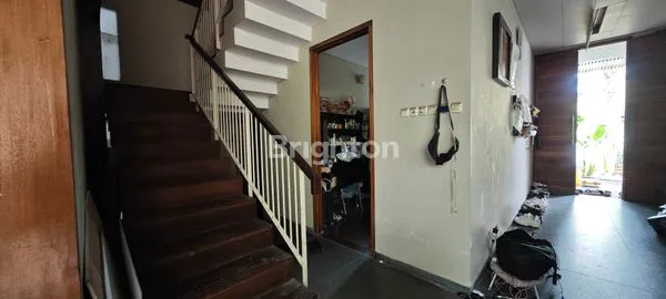 image RUMAH MEWAH 3 LANTAI 6 KT, SAYAP PADJAJARAN, DEKAT ISTANA PLAZA, NURTANIO, RS MELINDA (7)