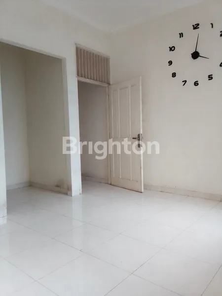 image RUMAH HOOK NUSALOKA TERDEPAN — SEBRANG PASAR MODERN BSD! SIAP HUNI & BARU RENOVASI (7)
