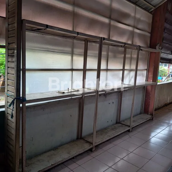 image   STAND DI PASAR KAPASAN LANTAI 1 BLOK ND (2)
