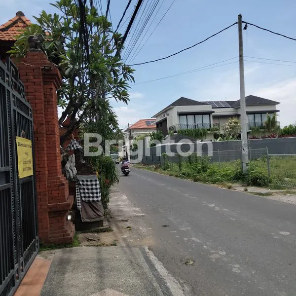 image VILLA IN SANUR 3 BEDROOM STYLE JOGLO MODERN MINIMALIS SLOW LIVING  (8)