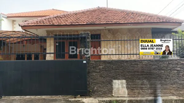 image RUMAH SIAP HUNI LOKASI STRATEGIS LUAS TANAH 316 M² DI BENDUNGAN HILIR JAKARTA PUSAT (1)