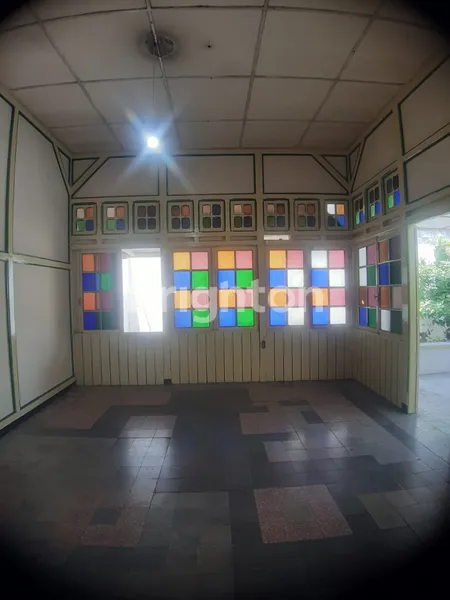 image WARISAN SOLO: DIJUAL, RUMAH INDUK KAYU ANTIK 1052M² PINGGIR JALAN BHAYANGKARA! (5)