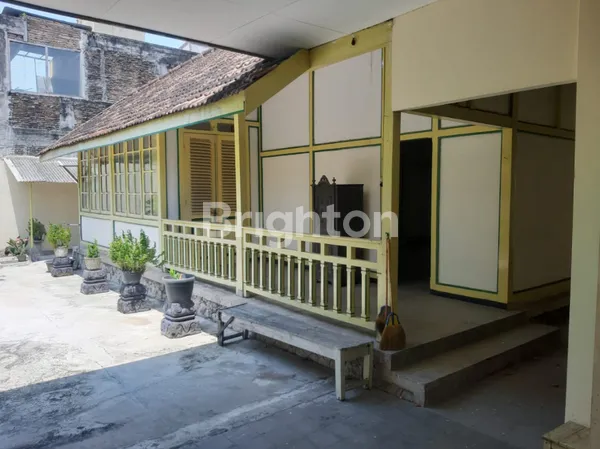 image WARISAN SOLO: DIJUAL, RUMAH INDUK KAYU ANTIK 1052M² PINGGIR JALAN BHAYANGKARA! (8)