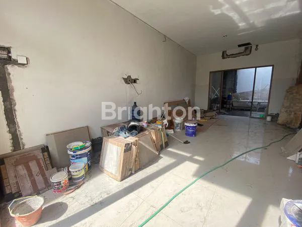 image RUMAH BARU 2 LANTAI DI DEKAT SANUR & RENON (4)