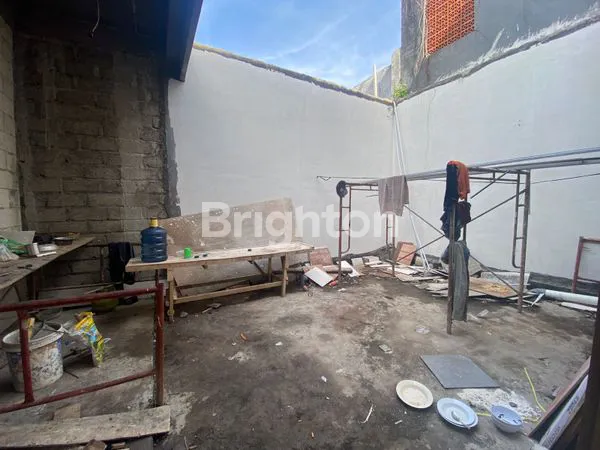 image RUMAH BARU 2 LANTAI DI DEKAT SANUR & RENON (5)