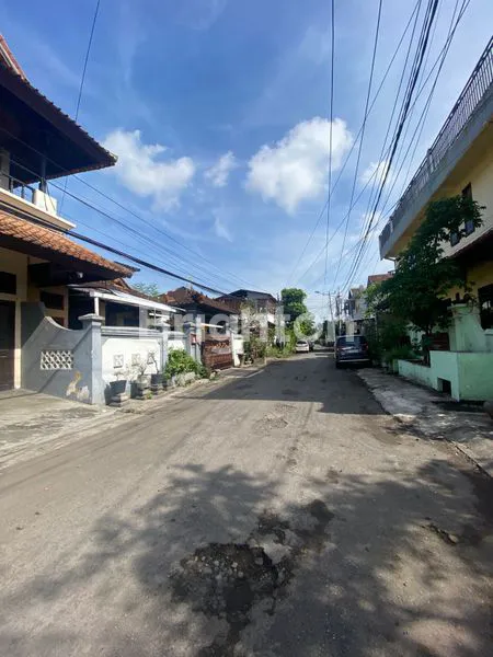image RUMAH BARU 2 LANTAI DI DEKAT SANUR & RENON (7)