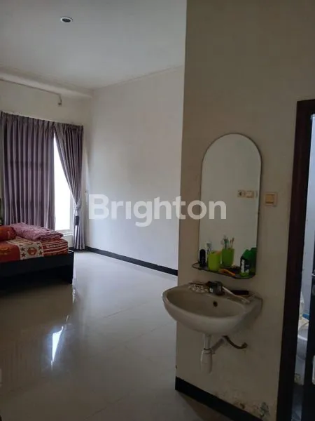 image RUMAH 2 LANTAI LINGKUNGAN DALAM CLUSTER DI SIDOARJO KOTA (2)