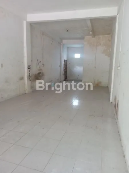 image RUKO DUA PINTU DENGAN TIGA LANTAI AREA TALANG KELAPA, PALEMBANG (4)