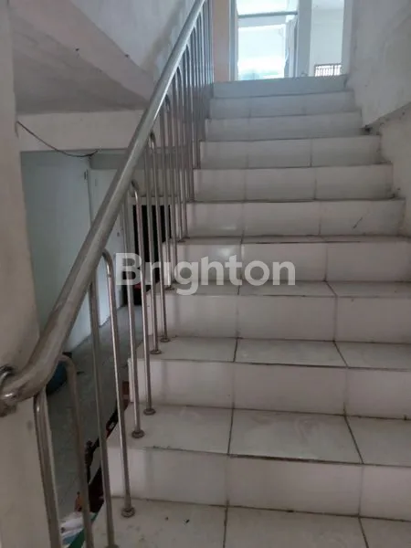 image RUKO DUA PINTU DENGAN TIGA LANTAI AREA TALANG KELAPA, PALEMBANG (8)