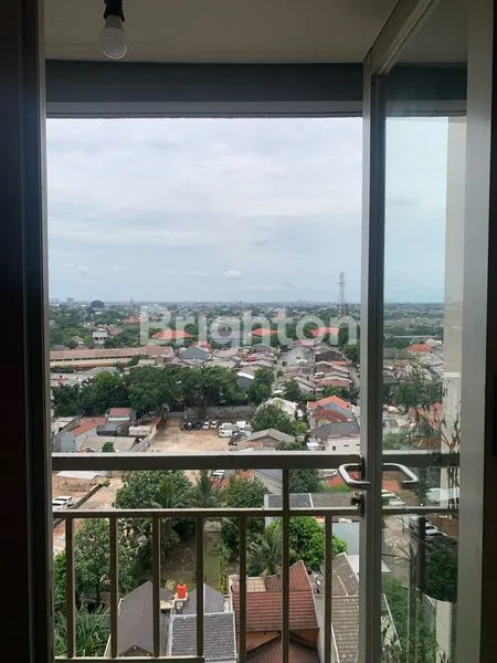 image APARTEMEN 2BR 36 SQM LOKASI DEKAT 2 AKSES TOL, BEBAS BANJIR, LINGKUNGAN NYAMAN PARKIR LUAS DAN TERATUR JUAL CEPAT BAWAH HARGA PASAR (5)