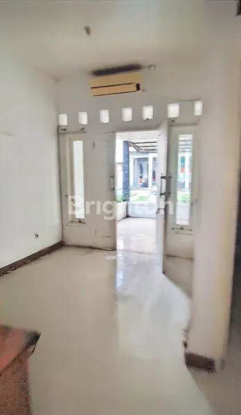 image HUNIAN STRATEGIS DI TOLE ISKANDAR DEPOK (3)