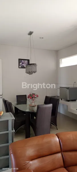 image RUMAH CANTIK SIAP HUNI DI NORTHWEST PARK CITRALAND SURABAYA BARAT JAWA TIMUR. SUDAH RENOVASI. DEKAT  GWALK, PAKUWON MALL, SEKOLAH CIPUTRA, GRAHA FAMILY. (1)