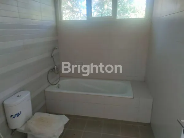 image DIJUAL RUMAH CANTIK BATAKAN VILLAGE BALIKPAPAN (4)
