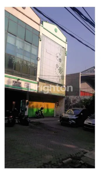 image DISEWAKAN RUKO STRATEGIS ARJUNO SURABAYA, 3 LANTAI (2)