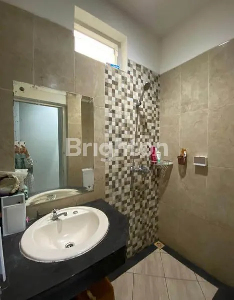 image DIJUAL MURAH RUMAH 2 LANTAI DI TAMAN UBUD (4)