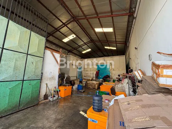 image GUDANG SAFE N LOCK SIDOARJO PLUS COLD STORAGE (3)