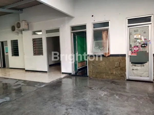 image RUMAH SIAP PAKAI DEKAT JL DR SUPOMO (3)