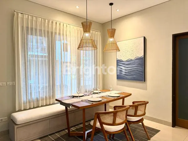 image VILLA CNTIK MODERN TINGGAL BAWA KOPER  (2)