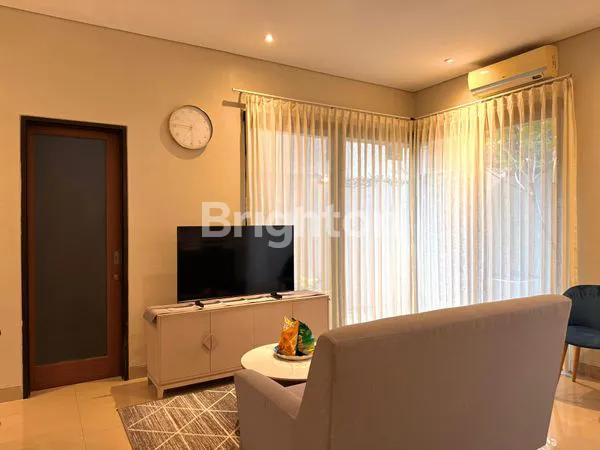 image VILLA CNTIK MODERN TINGGAL BAWA KOPER  (8)