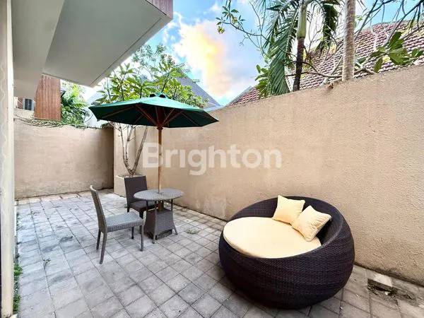 image VILLA CNTIK MODERN TINGGAL BAWA KOPER  (7)