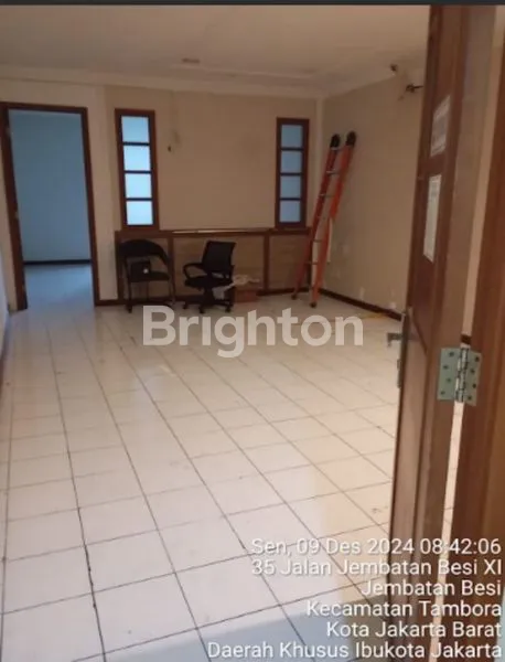 image RUKO STRATEGIS 4 LANTAI, DEKAT MALL (2)