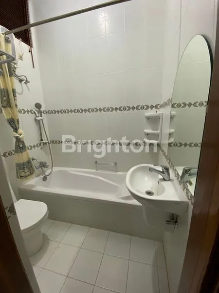 image RUMAH DI KOMPLEK DPR RI - MERUYA SELATAN JAKARTA BARAT (4)