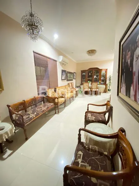 image RUMAH DI KOMPLEK DPR RI - MERUYA SELATAN JAKARTA BARAT (2)