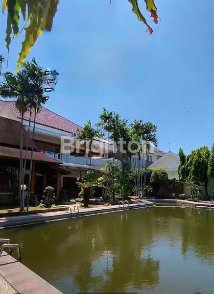 image RUMAH SULTAN KERTAJAYA INDAH SURABAYA (4)