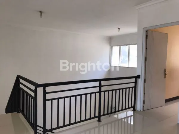 image RUMAH 2 LANTAI 4 KT DI BUKIT WAHID REGENCY (1)