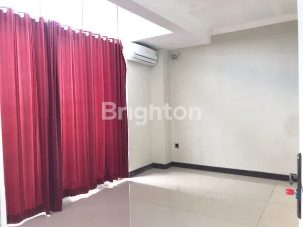 image RUMAH 2 LANTAI 4 KT DI BUKIT WAHID REGENCY (7)