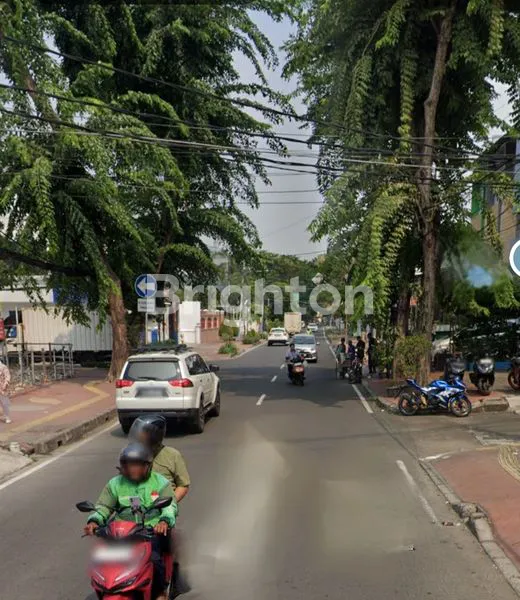 image RUKO 3 LANTAI STRATEGIS DI CEMPAKA PUTIH (8)