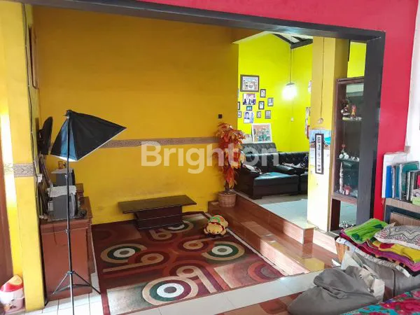 image JUAL RUMAH+RUANG USAHA LOKASI SANGAT STRATEGIS KOLONEL MASTURI CIMAHI (6)
