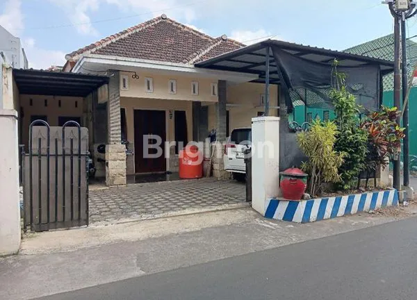 image RUMAH JALAN SELOREJO MALANG  (1)