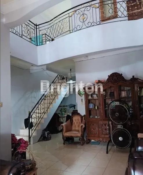 image DIJUAL RUMAH MODERN 2 LANTAI DIKAWASAN STRATEGIS DI DUREN SAWIT JAKARTA TIMUR  (4)