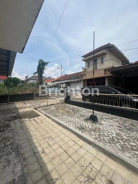 SEWA RUMAH DI ENGGAL
