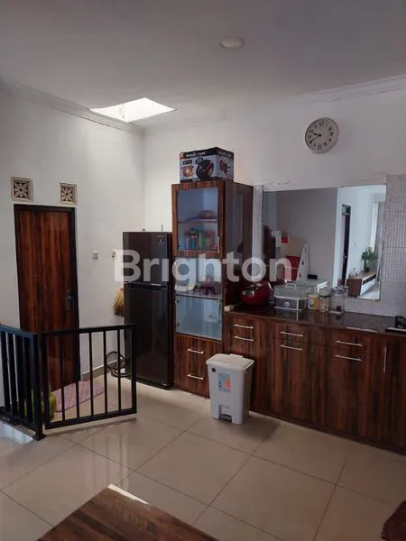 image RUKO EKSKLUSIF 2 LANTAI FREE FURNITUR CIBADUYUT (5)