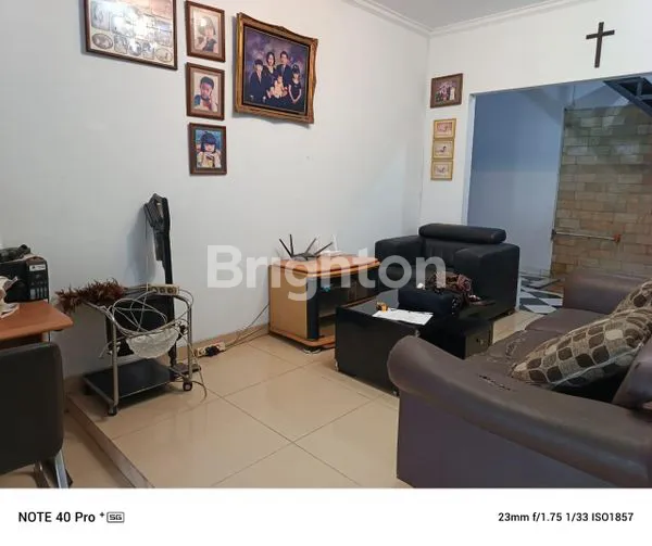 image RUMAH 2 LANTAI DI TAMAN ROYAL - PORIS, NEGO! (1)