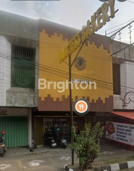 image RUKO STRATEGIS IR SUKARNO SOLO BARU 2LT (1)