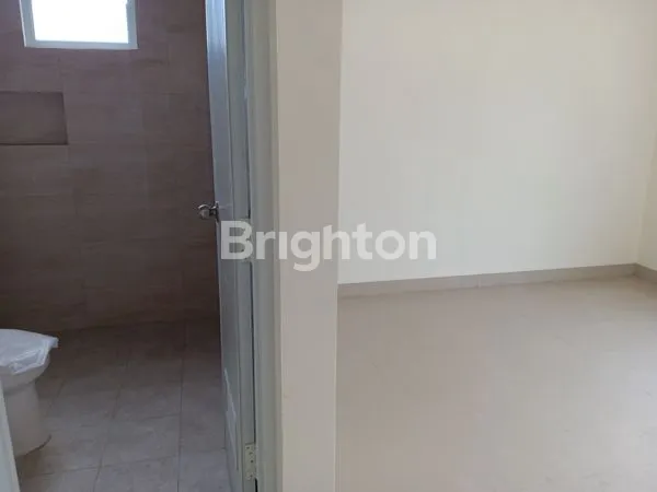 image DI JUAL RUMAH 2 LT SUDAH FULL RENOVASI DI SEKTOR 7 GADING SERPONG (4)
