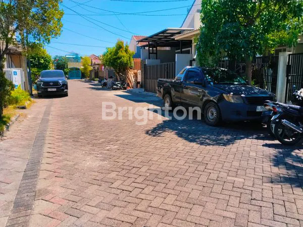 image RUMAH SIAP HUNI NIRWANA EKSEKUTIF DEKAT MERR (2)