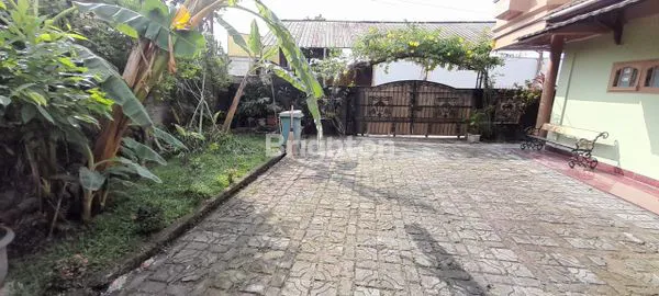 image RUMAH MEWAH 2 LANTAI VIEW GUNUNG DI BOGOR (4)
