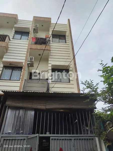 image RUMAH 3 LANTAI FULL FURNISH SIAP HUNI DI CENGKARENG TIMUR (1)