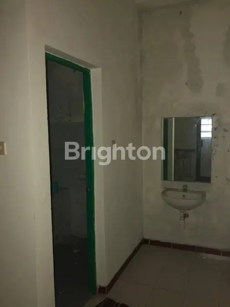 image RUKO KOMPLEK DARMO GALERIA MAYJEND SUNGKONO (4)