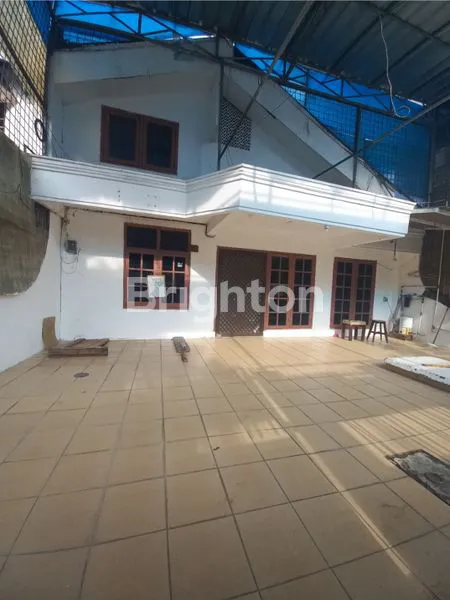 RUMAH GREEN GARDEN JAKARTA BARAT