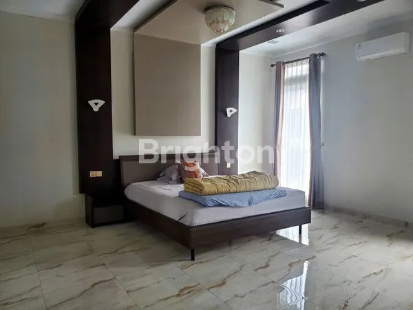 image RUMAH MEWAH SIAP HUNI DI BUKIT GOLF (3)