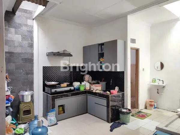 image RUMAH DI PERUMAHAN WISMA LIDAH KULON (4)