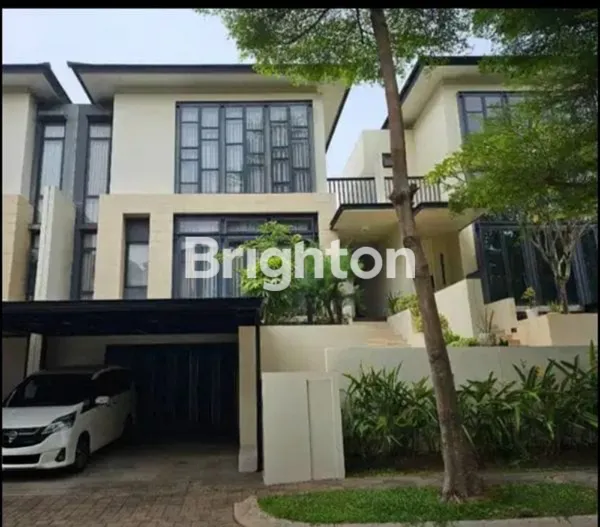 image RUMAH MODERN 3 LANTAI DENGAN KOLAM RENANG DI LANCEWOOD NAVAPARK BSD — MEWAH, ELEGAN, DAN SIAP HUNI (2)